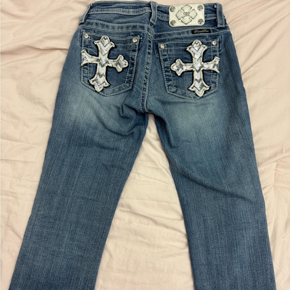Miss Me Faded Blue Cropped Jeans - Picture 2 of 8